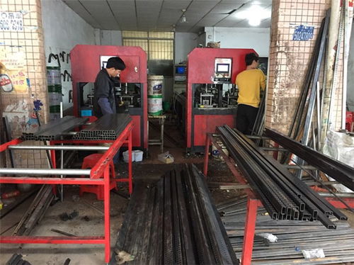 定制沖孔管加工 不銹鋼管定制沖孔管 堅(jiān)城五金制品